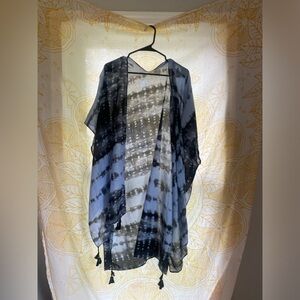 Blue/black kimono